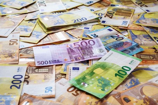 banknotes-7850299-640-1755847128.jpg